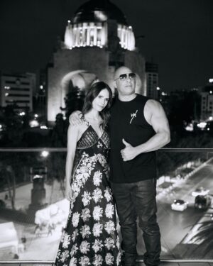 Vin Diesel Instagram - Happy Toretto Tuesday…
With my beloved sister… @jordanabrewster 
Thank you for the Love Mexico!!!
🙏🏽
#FastX