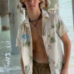 Vincent Michael Webb Instagram – American Eagle Photoshoot in Myrtle Beach ( and behind the scenes) 
Photographer @perfectshotpro 
📸 
#americaneagle #ae #atlantaphotographer #fashionphotographer #teenmodel #blondeboy #15 #teenactor #beachboy #blondemodel #fashionboy #myrtlebeach #vincentwebb #vincentcancun Myrtle Beach, South Carolina