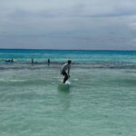 Vincent Michael Webb Instagram – Surf lessons 🏄‍♂️ @goodvibessurfschoolcancun 
🏄‍♂️ 
Follow my other account @vincentwebb.official !!
🌊 
#surfcancun #surflessons #cancunlife #beachboy #vincentcancun Cancún México
