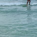 Vincent Michael Webb Instagram – Surf lessons 🏄‍♂️ @goodvibessurfschoolcancun 
🏄‍♂️ 
Follow my other account @vincentwebb.official !!
🌊 
#surfcancun #surflessons #cancunlife #beachboy #vincentcancun Cancún México