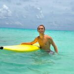Vincent Michael Webb Instagram – Surf lessons 🏄‍♂️ @goodvibessurfschoolcancun 
🏄‍♂️ 
Follow my other account @vincentwebb.official !!
🌊 
#surfcancun #surflessons #cancunlife #beachboy #vincentcancun Cancún México