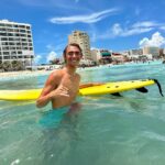 Vincent Michael Webb Instagram – Surf lessons 🏄‍♂️ @goodvibessurfschoolcancun 
🏄‍♂️ 
Follow my other account @vincentwebb.official !!
🌊 
#surfcancun #surflessons #cancunlife #beachboy #vincentcancun Cancún México