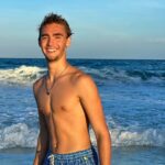 Vincent Michael Webb Instagram – @vincentwebb.official 

🌊 ☀️ 
#beachin #beachboy #cancunbeach #cancunlife #brandarmy #teenactor #teenmodel #vincentcancun #vincentwebb Cancún México