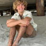 Vincent Michael Webb Instagram - 😀 Always happy at the beach! 🏝️ 🌊 ☀️ check out my Brand army link in bio 👆 Just dropped a bunch of photos and videos from my photo shoot! * #americaneagle #ae #teenfashion #myrtlebeach #teenmodel #blondemodel #beachboy #teenactor #vincentcancun Myrtle Beach, South Carolina