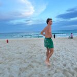 Vincent Michael Webb Instagram – If you’re looking for me, you’re probably find me here…. 🌊 🏝️ 🌝 

#cancunbeach #cancunlife #beachboy #teenactor #beachlife #vivamexico #vincentcancun #vincentwebb Cancún México