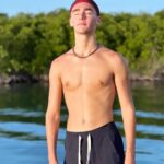 Vincent Michael Webb Instagram – Hanging lagoon side in Cancun 
#cancunlife #cancun #skullcap #teenactor #modelo #dockside #lagoon #mexico #vincentcancun Cancún México