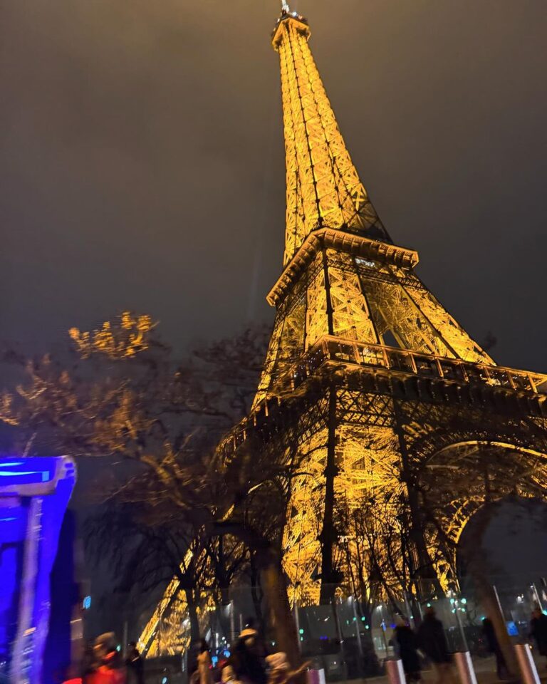 Vishnupriyaa bhimeneni Instagram - One memorable loving day filled with buckets &buckets of emotions 🌈🌈🌈🌈💖💖💖💖💖💖🌸🌸🌸🫶🫶🫶🫶❤️‍🔥❤️‍🔥❤️‍🔥❤️‍🔥⭐️⭐️⭐️⭐️⭐️🗼🗼🕯️🕯️🕯️🍭🍬🍬 Outfit :@maramsclothing_official #vishnupriyaabhimeneni #traveling #soulawakening #aimforthestars #experience #magical #grateful #24 #newyear Paris, France