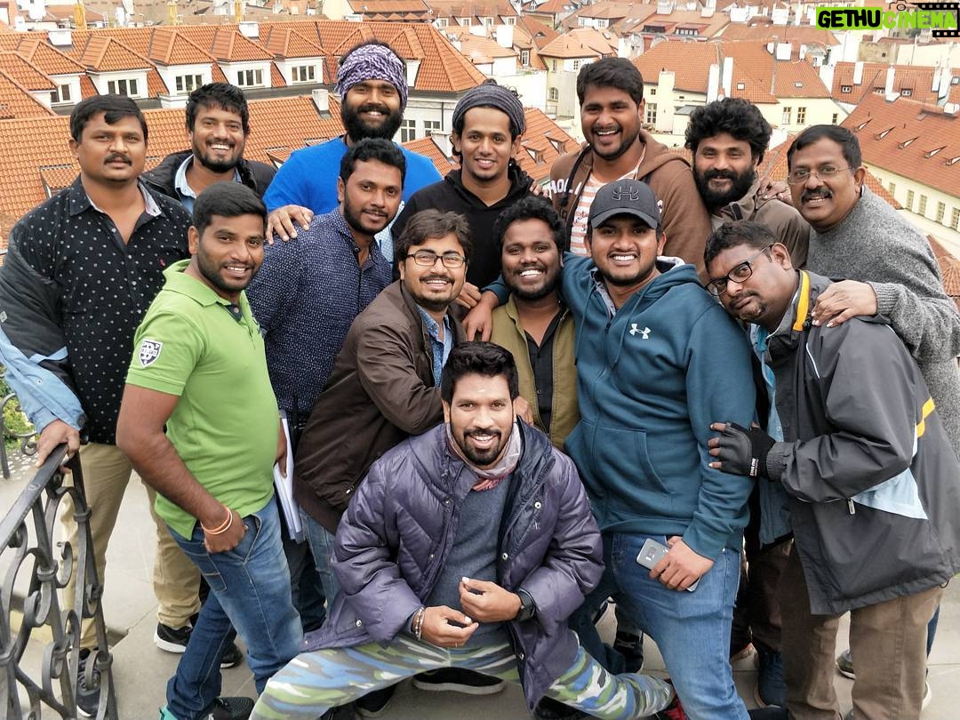 Vishwa Raghu Instagram - Finished songs shooting with 'NANI' #HERO#MERLAPAKA GANDHI#DIRECTOR #DOP#KARTHIK GATTAMANENI# PRAGUE #EUROPE# KRISHNARJUN YUDDAM#MOVIE@😊😊🤘🤘🤘🛫🛫🛫@pranaviacharya 😊😊😊