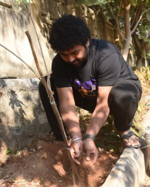 Vishwa Raghu Instagram - I've accepted #GreenindiaChallenge 
from @shekarmaster  Planted 3 saplings. Further I am nominating my guru #RajuSundaram my master @offl_Lawrence n my wife 
@pranaviacharya to plant 3 trees & continue the chain..special thanks to @MPsantoshtrs garu for taking this intiative..👏👏👏😍😍