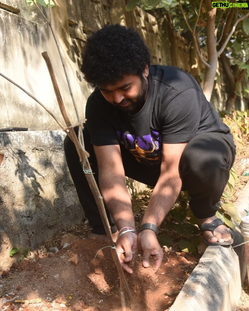 Vishwa Raghu Instagram - I've accepted #GreenindiaChallenge from @shekarmaster Planted 3 saplings. Further I am nominating my guru #RajuSundaram my master @offl_Lawrence n my wife @pranaviacharya to plant 3 trees & continue the chain..special thanks to @MPsantoshtrs garu for taking this intiative..👏👏👏😍😍
