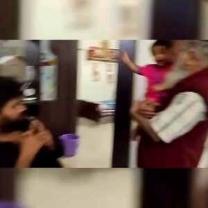 Vishwa Raghu Instagram - My cutie daughter jugalbandi with me😜😜😜😜 @pranaviacharya