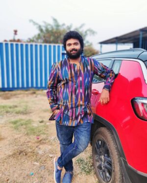 Vishwa Raghu Instagram - Design by @swara_couture ,,loving each n every designs, simple n innovative,,😊😊😊