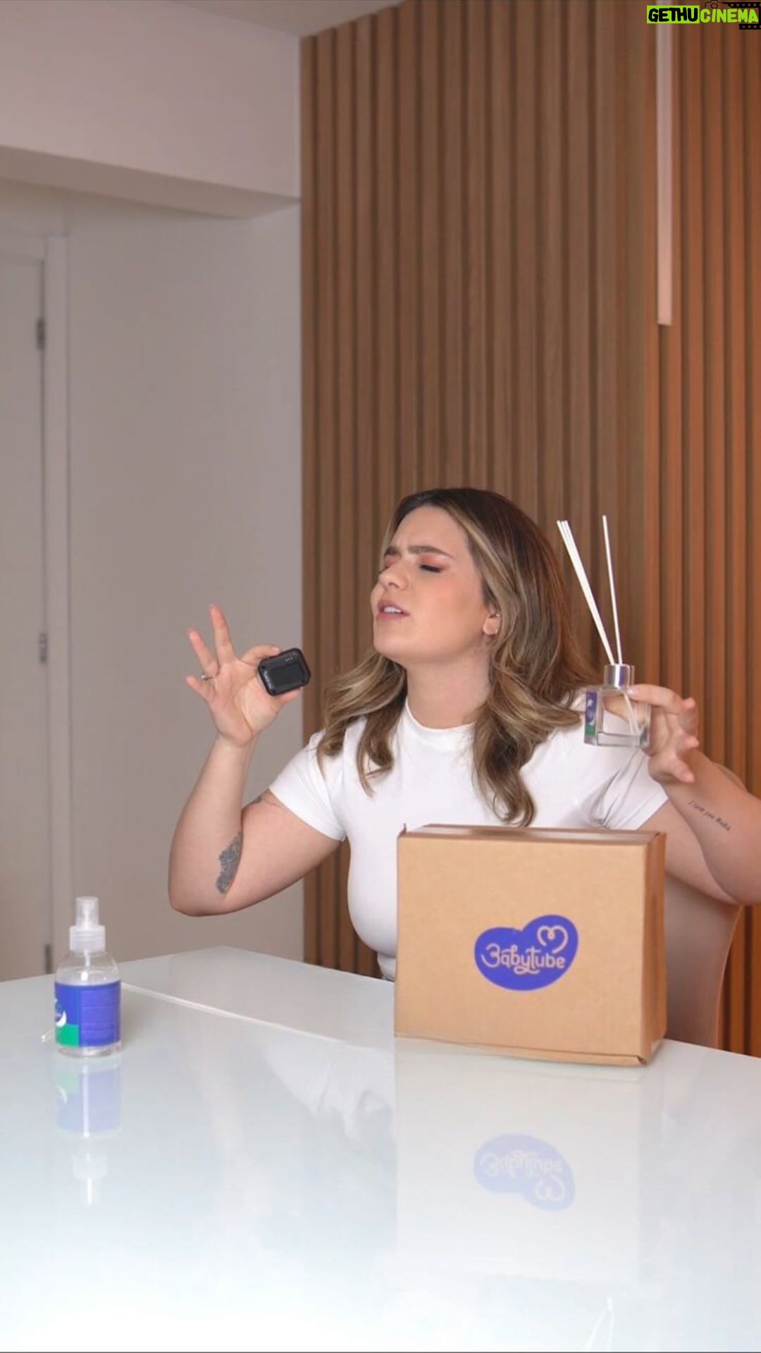 Vitória Moraes Instagram - Nosso cheirinho @seubabytube criado pela @biomistbrasil que é pioneira em marketing olfativo! Agora quando vocês receberem nossas encomendas Babytube sentirão um cheirinho único nosso, que esperamos que te remetam a infância e memórias boas.💜