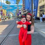 Vitória Moraes Instagram - Essa minnie a Disney não tem 🏰♥️ Disney California Adventure Park