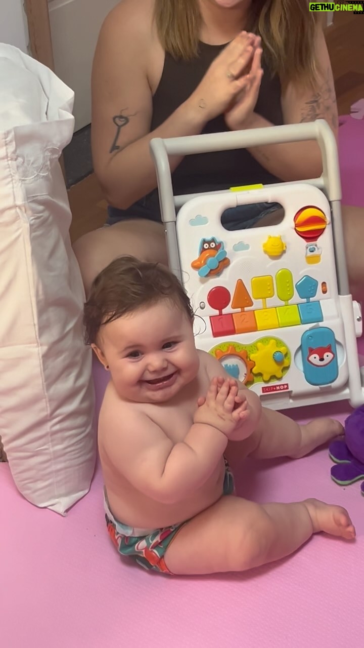 Vitória Moraes Instagram - Como é gostoso ver você crescer princesa! É o processo mais lindo do mundo!