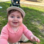 Vitória Moraes Instagram - Curtindo um parque e brincando na grama e na terra em Hollywood, vê se não é metida essa menina! Hollywood, California