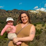 Vitória Moraes Instagram - Curtindo um parque e brincando na grama e na terra em Hollywood, vê se não é metida essa menina! Hollywood, California