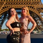 Vitória Moraes Instagram – Já que a mamãe veio, a mamãe tem que entregar HAHAHAHA 
Não podia faltar as fotinhos clássicas na torre né! Torre Elfel Paris