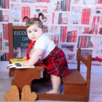 Vitória Moraes Instagram - Todo mundo preparado pra voltas as aulas aí? Eu ainda me livrei esse ano da escola a mamãe disse kkk Mas amei brincar de escolinha nessas fotos do meu acompanhamento mensal de 9 meses 📚✏️ Mas já tava quase inventando uma dor de barriga pra não ir kkkk 📸: @studio5clicks.kids