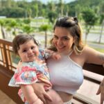 Vitória Moraes Instagram - Sentimento de fim de feriassssss ☀️☹️♥️