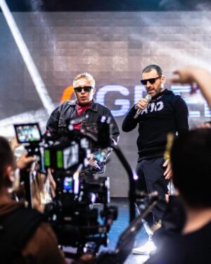 Vitaliy Gostyukhin Instagram - 51 год
Ощущаю себя на 26 лет

«Скоро удивлю себя снова.
Чтоб было хорошо, не нужен повод»

  Игорь Рыбаков 

На сколько лет  ты себя ощущаешь?

@rybakovmusic