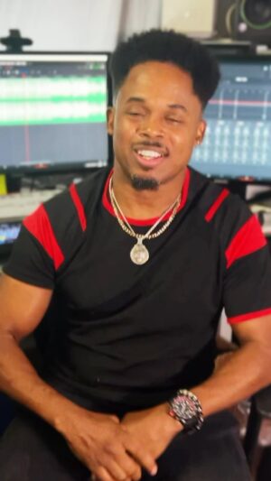 Walter Jones Instagram - YOUR SONG FROM ME JUST DROPPED! - The conversation is already crazy! - Click YouTube Link In Bio Right Now!! Don’t miss it. - My first song, inspired by you fans, drops only on my YouTube Channel. YouTube Link In Bio
Photo cred to the amazing @martin_depict

Don’t miss it, follow my YouTube now. LINK IN BIO - go follow right now!!

#MMPR #PowerRangers, #Music #Song #Summer #RedRanger #BlackRanger #BlueRanger #YellowRanger #PinkRanger #MightyMorphinPowerRangers #OnceAndAlways #Netflix #Hasbro #SuperSentai #WhiteRanger #GoldRanger #OmegaRanger #GreenRanger #AustinStJohn #Fanward
