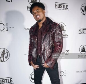 Walter Jones Instagram - More from the ‘MMPR: Once & Always’ premiere party ✨ Once a ranger, always a ranger! ⚡️ #WalterJones #BlackRanger #MMPR #PowerRangers #30thAnniversary #HustleMatters
📸 @drulights with @gettyimages & @zachariah_shoots