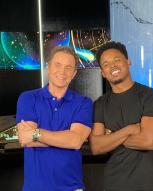Walter Jones Instagram - Who’s ready for the nostalgia ?🔥🔥 
 April 19th. Power Rangers Once and Always! #walterejones #blackranger @netflix  @hasbro  @davidyost @iamcharliekersh  @stevecardenaspr @catherine_sutherland @karanashley @johnnyyongbosch #powerrangeronceandalways