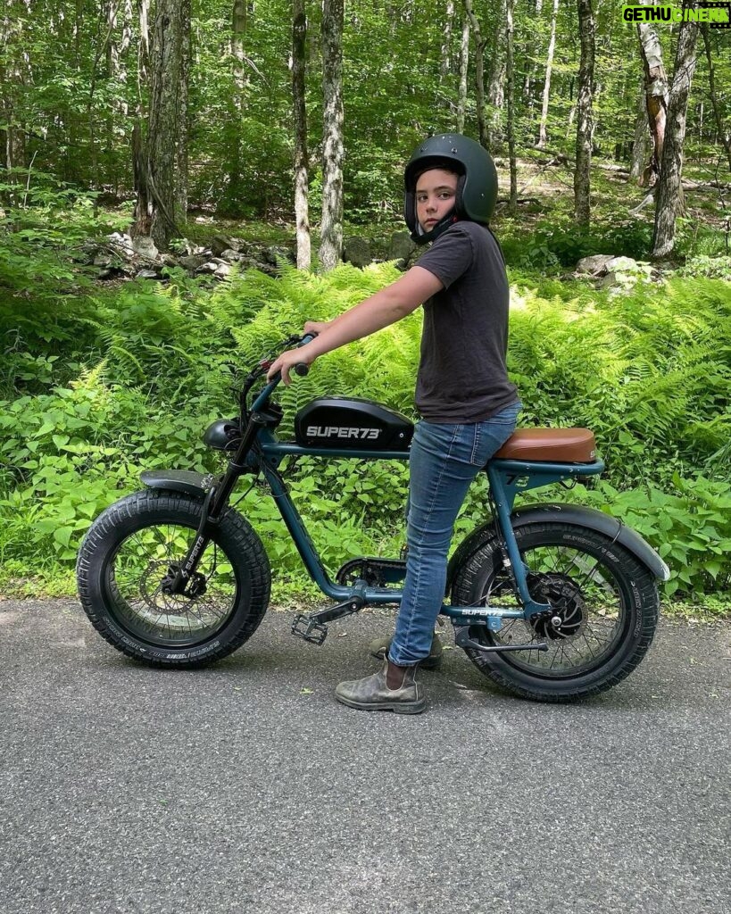 Walton Goggins Instagram - Time with my family… baking bread, forging knives, kissing dogs, riding bikes… I love to work… but Gatdamn I love some time off. #thehudsonvalley @nadiasomerset