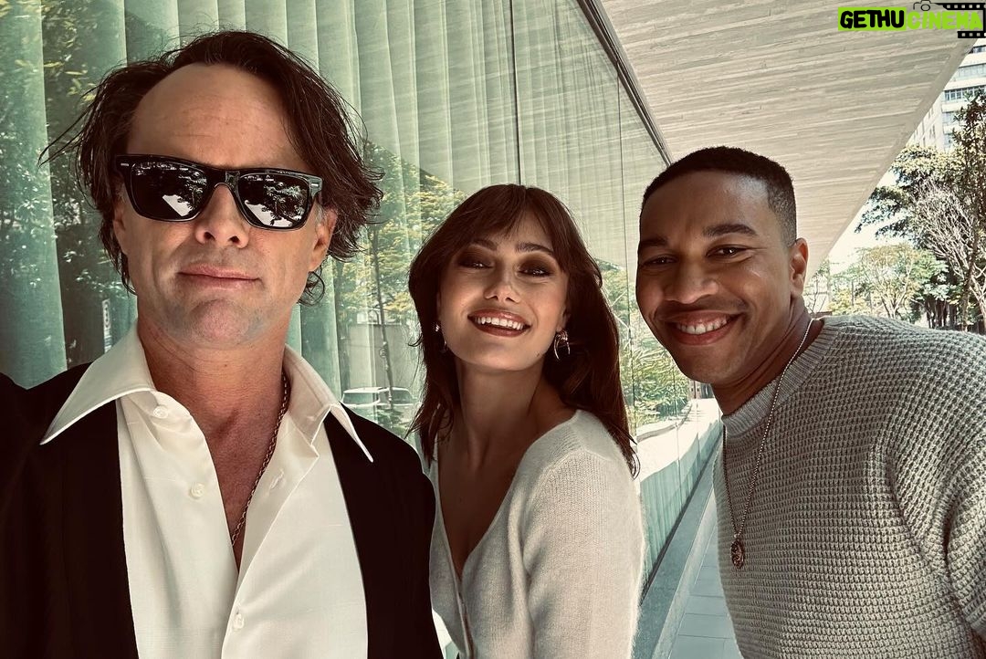 Walton Goggins Instagram - Brazil CCXP. What a ride that was. Thank you @giulivaheritage and @richardjamesofficial for these lovely threads. Made me feel 10 ft tall and bullet proof. The clothes do make the man.