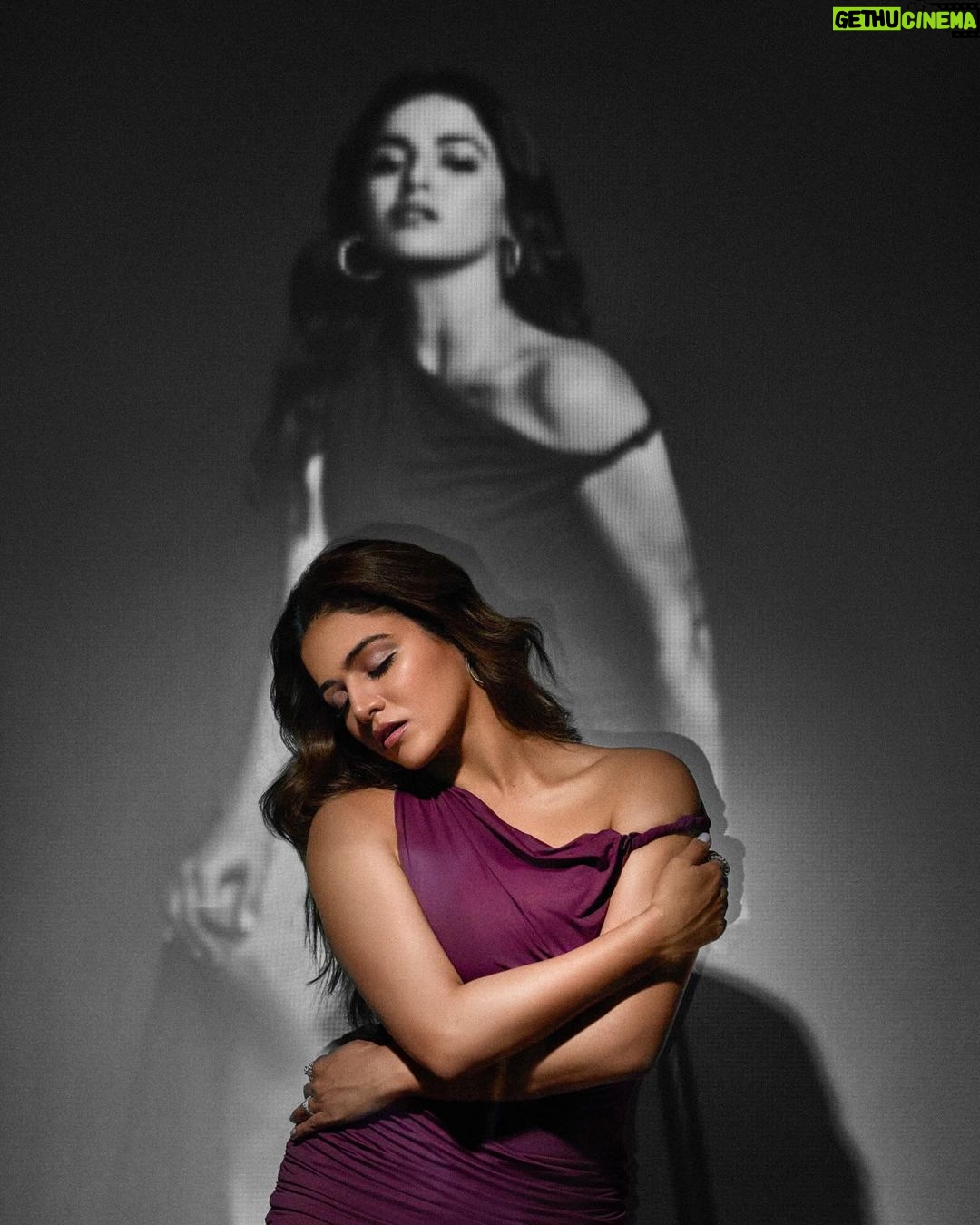 Wamiqa Gabbi Instagram - A certain darkness is needed to see the stars. #Osho Thank you @netflix_in for these beautiful pictures ♥️ 👗 @mohitrai 💄 @jyotiiadvani.artistry 💇🏻♀️ @humera_shaikh19