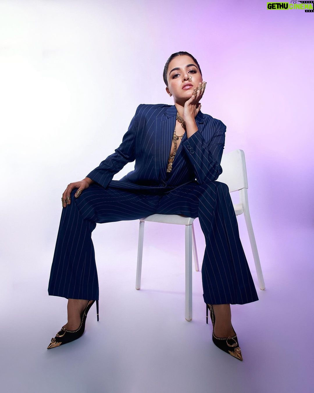 Wamiqa Gabbi Instagram - Peter on the sea for @gq @gqindia 🌊🐕 . Outfit- @jayeshandkaajalshah Styled by- @sukritigrover Styling Team- @vanigupta.23 @bitofbash @harshitadaga01 HMU @forum.gotecha Hair asst @hairmovesartistry Photographer @mohitvaru