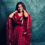 Wamiqa Gabbi Instagram - Maine Ram ratan dhan paayo ♥️ Happy Dhanteras ✨ . . HMU @reshammordani ✨ Suit @akhila8914 ✨