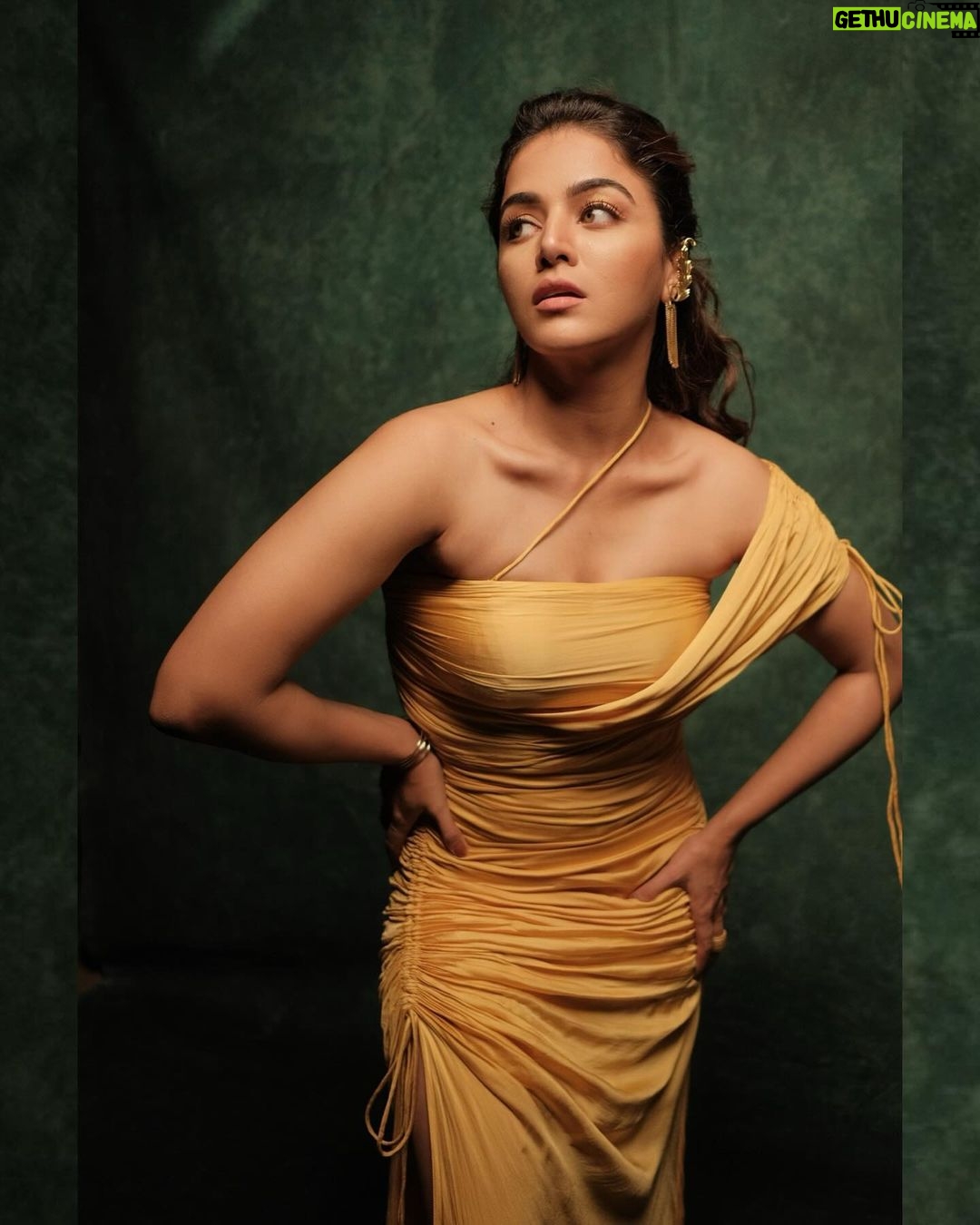 Wamiqa Gabbi Instagram - We are who we are because of consequences π . Styled by @malkit_gill2697 with @sanjamkaur92 Wearing @arokaofficial Interns @designstation2020 @___.yashikaa.__ HMU @payalgore_ Photographer @harshjanii