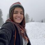 Wamiqa Gabbi Instagram - Sitting at home with a bad eye infection on Christmas and thinking of snow ❄️🤍 Like a lot of people, I too sat at home and watched everyone’s stories and posts on how wonderful and fun their Christmas eve was going. I just felt bummed out and started scrolling more through my phone and then I started looking at these videos of us playing with snow from earlier this year. These were special days. Beautiful days. What are these days called? It was no Christmas or Diwali or holi or new years that day but yet those days were so special. Any day can become special. It’s all on how you treat yourself and people around you. Merry Christmas all of you and to all those who sat at home and did absolutely nothing (like myself), wish you all merrier days than the Christmas ✨