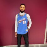 Warren Egypt Franklin Instagram - I had the honor of singing at the first Cavs game of the year. And what a night it was singing in front of 20,000 people in my hometown 🔥 @spidadmitchell 71 POINTS! You’re wild, the biggest cavs game since GM7 in the finals. CLEVELAND I love you. Thx you @cavs & @rocketmortgagefieldhouse for the opportunity. Im gonna always put on for 216 Baby 😝 Rocket Mortgage FieldHouse