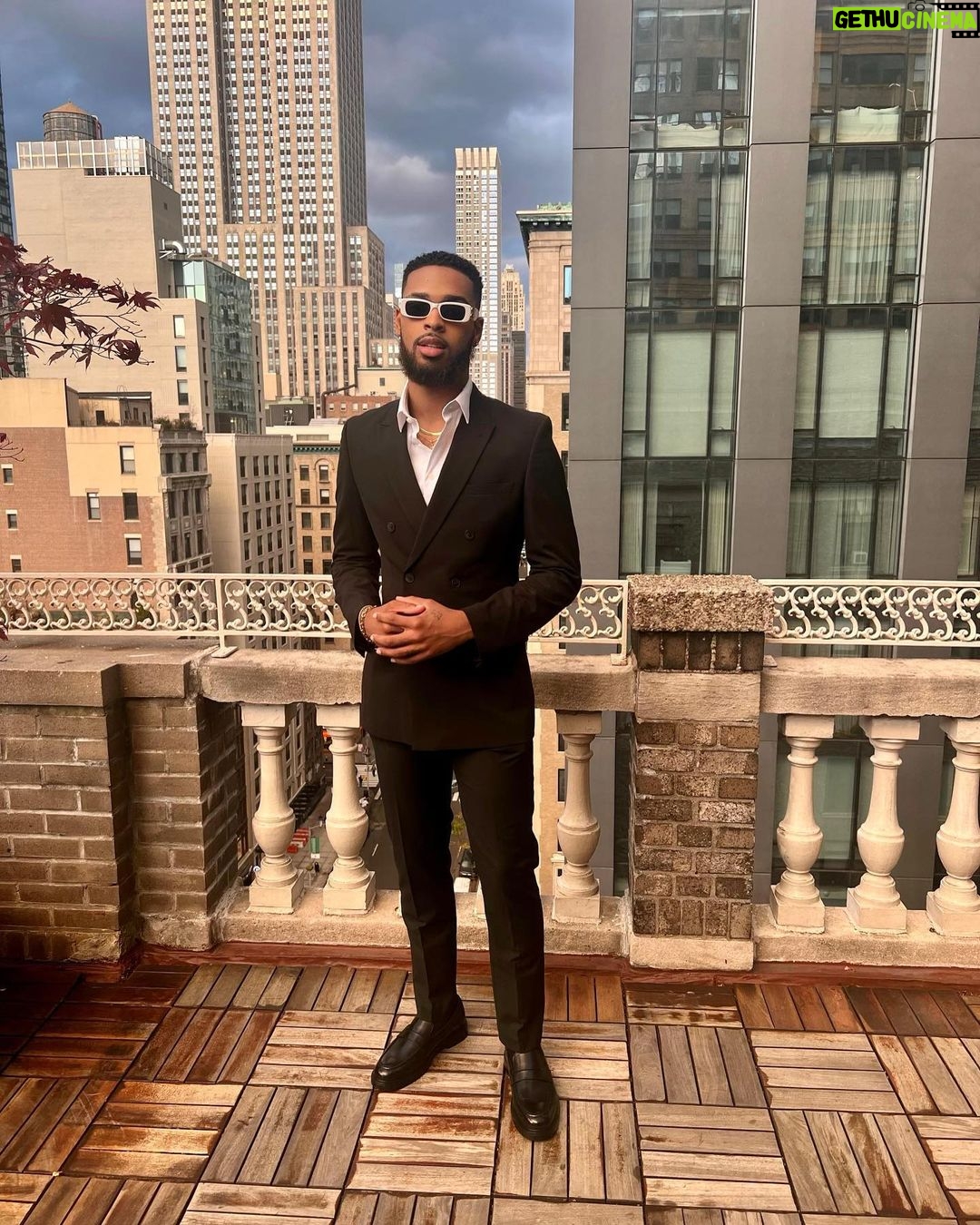 Warren Egypt Franklin Instagram - Husband Material 🥀