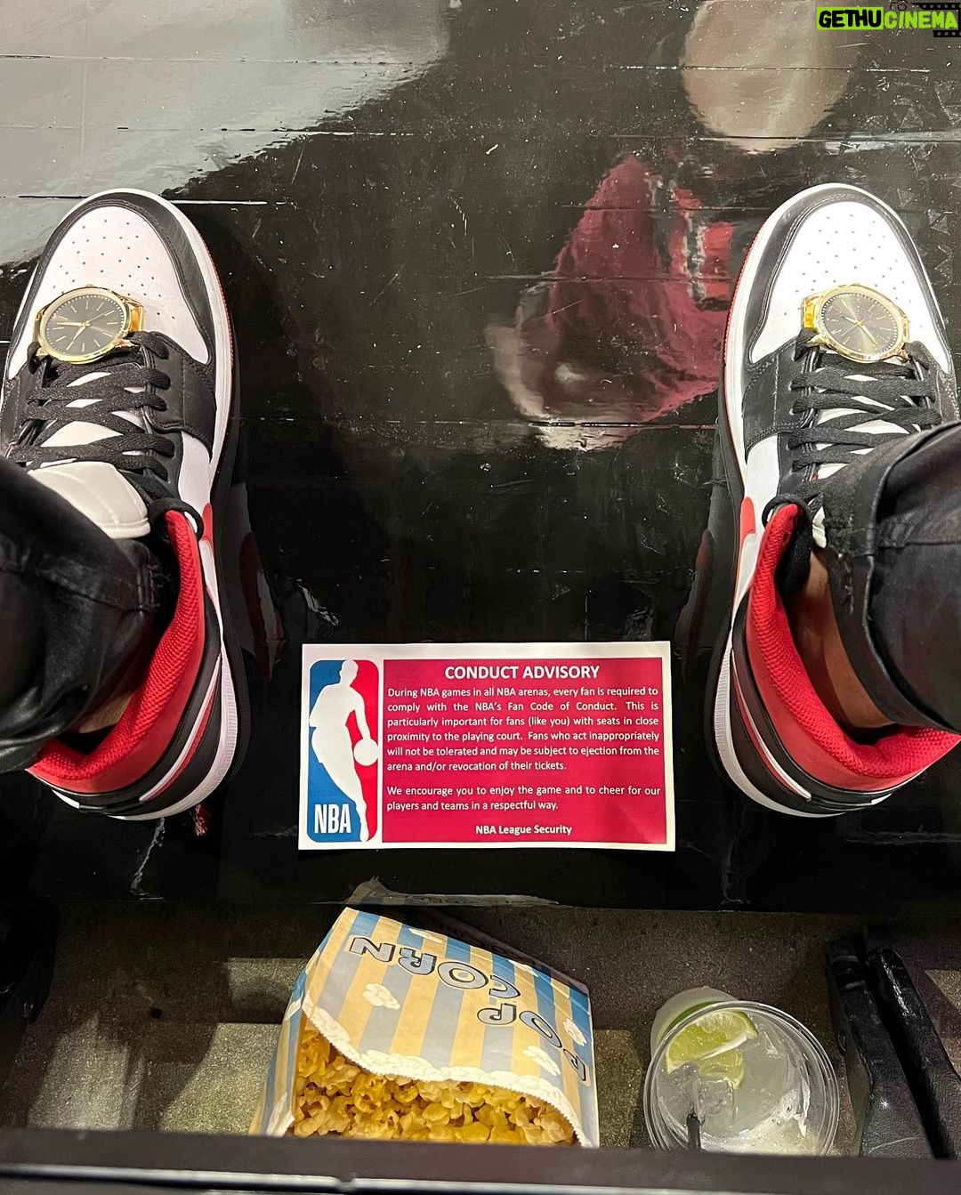 Warren Egypt Franklin Instagram - Courtside Papi 🏀🔥 Miami, Florida