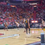 Warren Egypt Franklin Instagram - Courtside Papi 🏀🔥 Miami, Florida