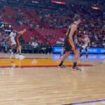 Warren Egypt Franklin Instagram - Courtside Papi 🏀🔥 Miami, Florida