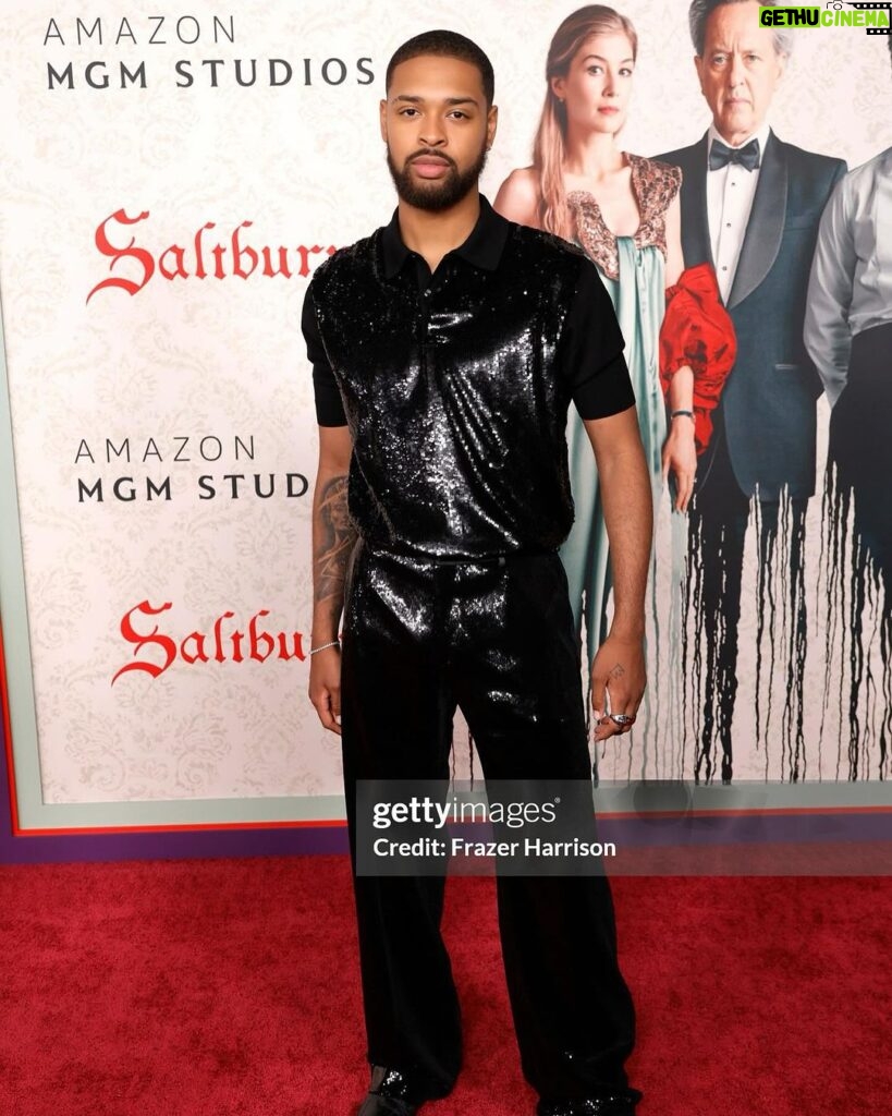 Warren Egypt Franklin Instagram - Saltburn LA Red Carpet. In @dolcegabbana 🖤✨ I had the best time ever. Thx to everyone who made it feel like a dream Los Angeles, California