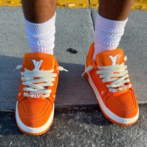 Warren Egypt Franklin Instagram - In my Louis peppa steppas 🧡

📸: @philemonchambers