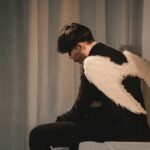 Wayne Song Instagram - 感恩一路上遇到的一切人事物，謝謝無條件幫著我、扛著我往前衝的每個朋友與家人，謝謝我的師父與萍師。 #如果告別 #宋偉恩SOLO獨奏會 台北藝術大學