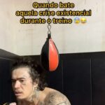 Whindersson Nunes Instagram - O importante é q eu tô de bouas 😰🤣