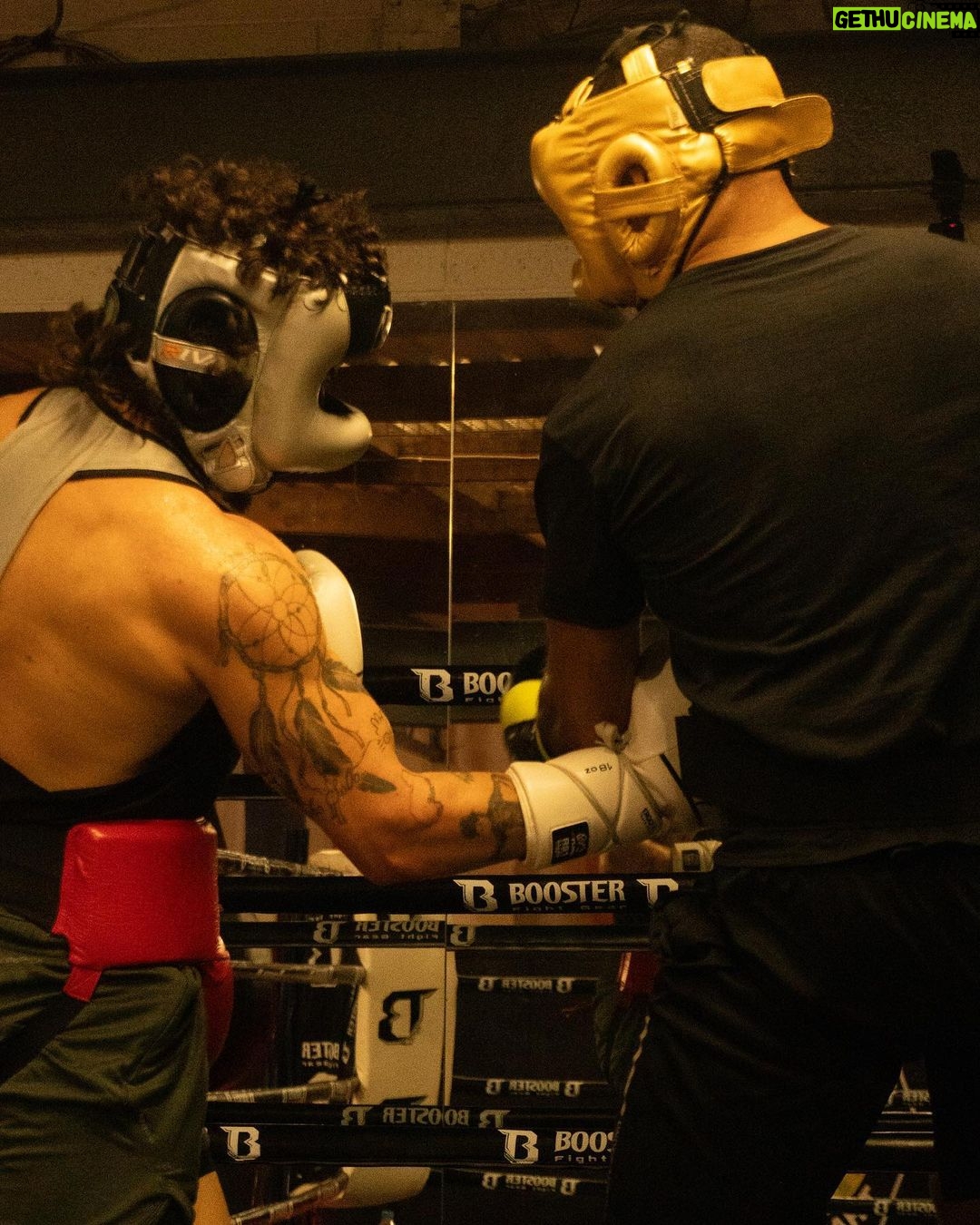 Whindersson Nunes Instagram - Eis a questão 🧘🏽♂️ . @brenofurtadol 📸