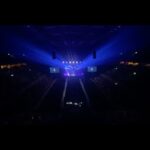 Whindersson Nunes Instagram – Foram 55 shows, 9 países, 27 cidades no Brasil, 187 mil pessoas foram assistir ISSO NÃO É UM CULTO ao vivo. 
Parei por que faço isso a 10 anos, e fica cada dia mais difícil se superar, o primeiro se chama “Marminino” que tem 126 milhões de views, o segundo “Proparoxítona” com 155 milhões de views, o terceiro se chama “Adulto”, o quarto se chama “É de mim mesmo”, e o último “Isso não é um culto”, esses três últimos estão na Netflix, eles mostram minha visão de mundo em cada época da minha vida, e pra criar algo assim junto com os amigos, a gente tem que olhar pra trás e refletir muito tudo que passamos na vida, tem ficado cada vez mais dolorido olhar pra trás… Mas o último é minha paixão, eu amei tanto viajar com esse show que eu até choro vendo alguns desses vídeos, quando se faz mto você é picado pelo bichinho da perfeição e quer que saia tudo incrível, reunir a equipe perfeita, a abertura de show perfeita, qualidade de som, de telão, iluminação, tuuudo, no Brasil é tudo bem difícil mas eu gosto da dificuldade, eu gosto do último pq eu acho tão diverso, novo, eu gosto de coisas que arrepiam. Eu volto quando tiver coisas mais interessantes pra falar, ou quando eu pensar em algo impressionante pra te mostrar!!
Nem tudo pode ser gravado pro último show pq algumas coisas tem direitos autorais, então soltei lá no meu canal uma paródia que gravei pelo Brasil, se vcs gostarem eu solto mais ahahahaha 
Se você já foi em algum show, me conta aí em baixo como foi sua experiência, e me conta qual show você mais gosta!!!!
Um bjoooo!
W 💓