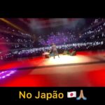 Whindersson Nunes Instagram – Foram 55 shows, 9 países, 27 cidades no Brasil, 187 mil pessoas foram assistir ISSO NÃO É UM CULTO ao vivo. 
Parei por que faço isso a 10 anos, e fica cada dia mais difícil se superar, o primeiro se chama “Marminino” que tem 126 milhões de views, o segundo “Proparoxítona” com 155 milhões de views, o terceiro se chama “Adulto”, o quarto se chama “É de mim mesmo”, e o último “Isso não é um culto”, esses três últimos estão na Netflix, eles mostram minha visão de mundo em cada época da minha vida, e pra criar algo assim junto com os amigos, a gente tem que olhar pra trás e refletir muito tudo que passamos na vida, tem ficado cada vez mais dolorido olhar pra trás… Mas o último é minha paixão, eu amei tanto viajar com esse show que eu até choro vendo alguns desses vídeos, quando se faz mto você é picado pelo bichinho da perfeição e quer que saia tudo incrível, reunir a equipe perfeita, a abertura de show perfeita, qualidade de som, de telão, iluminação, tuuudo, no Brasil é tudo bem difícil mas eu gosto da dificuldade, eu gosto do último pq eu acho tão diverso, novo, eu gosto de coisas que arrepiam. Eu volto quando tiver coisas mais interessantes pra falar, ou quando eu pensar em algo impressionante pra te mostrar!!
Nem tudo pode ser gravado pro último show pq algumas coisas tem direitos autorais, então soltei lá no meu canal uma paródia que gravei pelo Brasil, se vcs gostarem eu solto mais ahahahaha 
Se você já foi em algum show, me conta aí em baixo como foi sua experiência, e me conta qual show você mais gosta!!!!
Um bjoooo!
W 💓