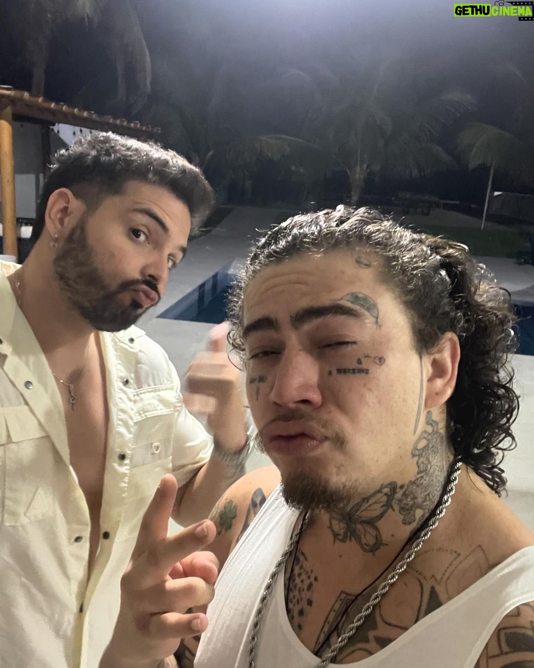 Whindersson Nunes Instagram - Virada do ano em Pernambuco é assim @socialalugueis 😮💨 Maracaipe
