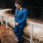 Whindersson Nunes Instagram - Eu não costumo receber prêmios, e eles param de me dar pq eu não busco, eles mandam o convite então eles tem meu endereço kkkkkkk Eu gosto de prêmio pesado, pq da impressão que é bom,o da nickelodeon se der na cabeça de um meu fi.. Mas eu sei reconhecer quando algum prêmio pode abrir portas não só pra mim mas também para os meus, pra pessoas do lugar de onde eu vim! Premiado pelo poder da influência, e por essa influência eu queria falar sobre a @tronroboticaeducativa , uma empresa de robótica e tecnologia que tenho no Piauí, criada com a intenção de ter tecnologia na grade curricular das escolas, já que o futuro é tecnológico. Deixar a astronomia mais próxima, se tudo que é no micro é no macro, sabendo sobre o universo a gente conhece mais sobre nós. Criamos também um dispositivo pra pcds auditivos poderem curtir um show de música, queria usar da influência que me trouxe até aqui pra chamar sua atenção, pra você conhecer a empresa e os projetos, vão ajudar pessoas a terem sensações que nunca pensaram em ter, obrigado! W♥️ Rio de Janeiro, Rio de Janeiro