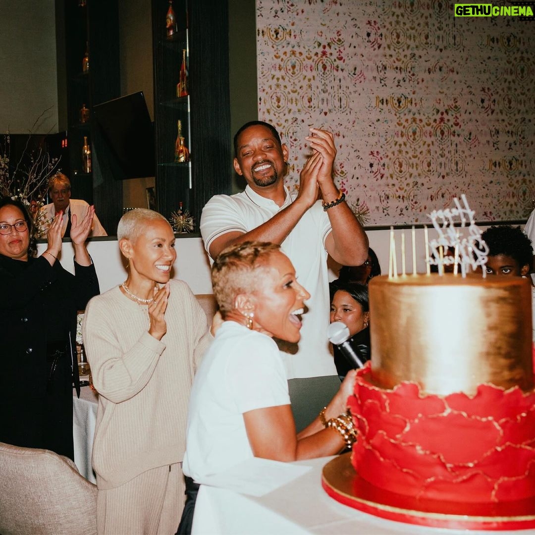 Will Smith - 0.9 Million Likes - Happy 70th, Gam Bam!!